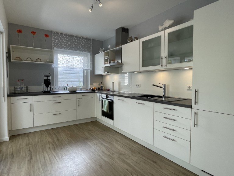Einbauk�che von privat (optional) Bad Orb - Main-Kinzig-Kreis Etagenwohnung AS-Immobilien.com+++ BAD ORB am KURPARK: Komfortwohnung mit Lift und Tiefgarage+++