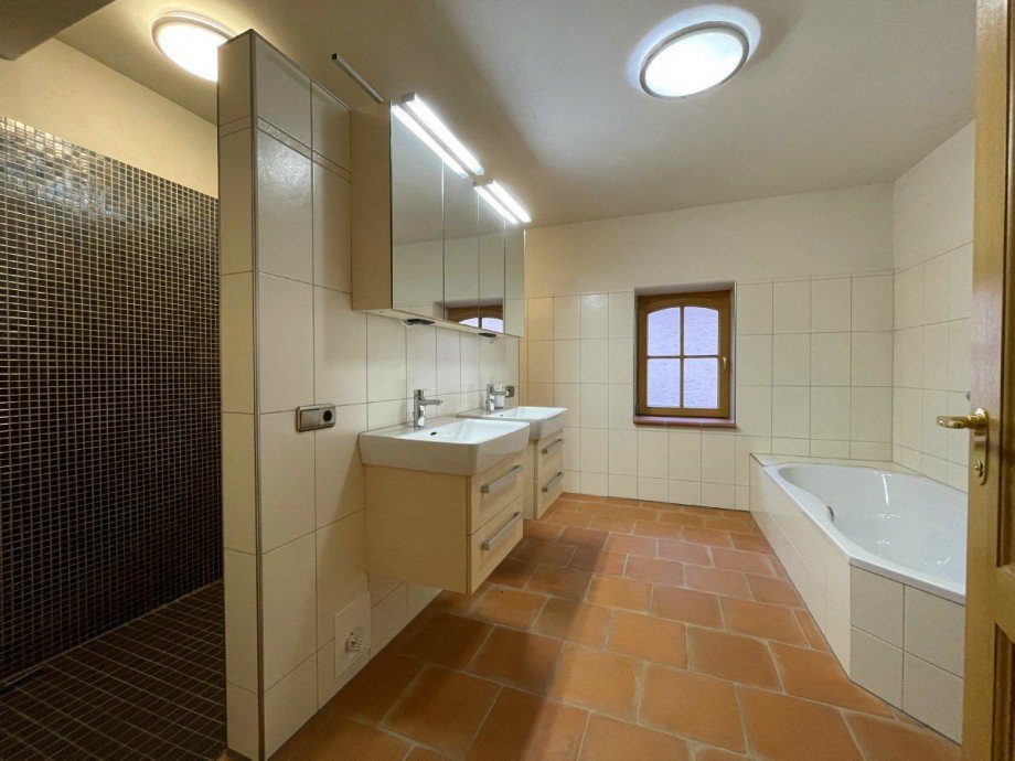 Tageslichtbad Obergeschoss Reihenhaus Bad Orb