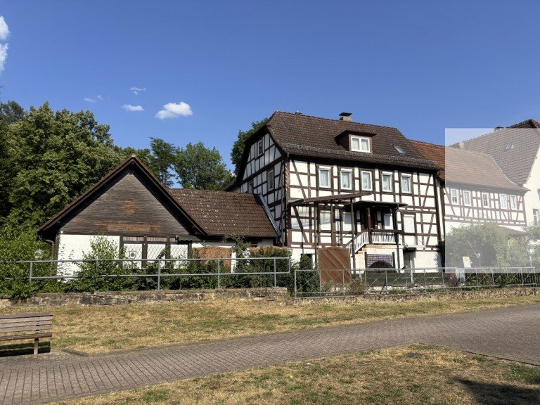 ein herrliches Anwesen an der Orb Bad Orb - Main-Kinzig-Kreis Wohn- / Gesch�ftshaus AS-Immobilien.com +++ Am Wasser. Mitten in Bad Orb. Ein Haus voller Geschichte.+++