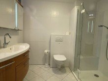 Bad AS-Immobilien.com +++Attraktive 4 Zimmer Eigentumswohnung mit 2 Balkonen, Garage und Einbauk�che
