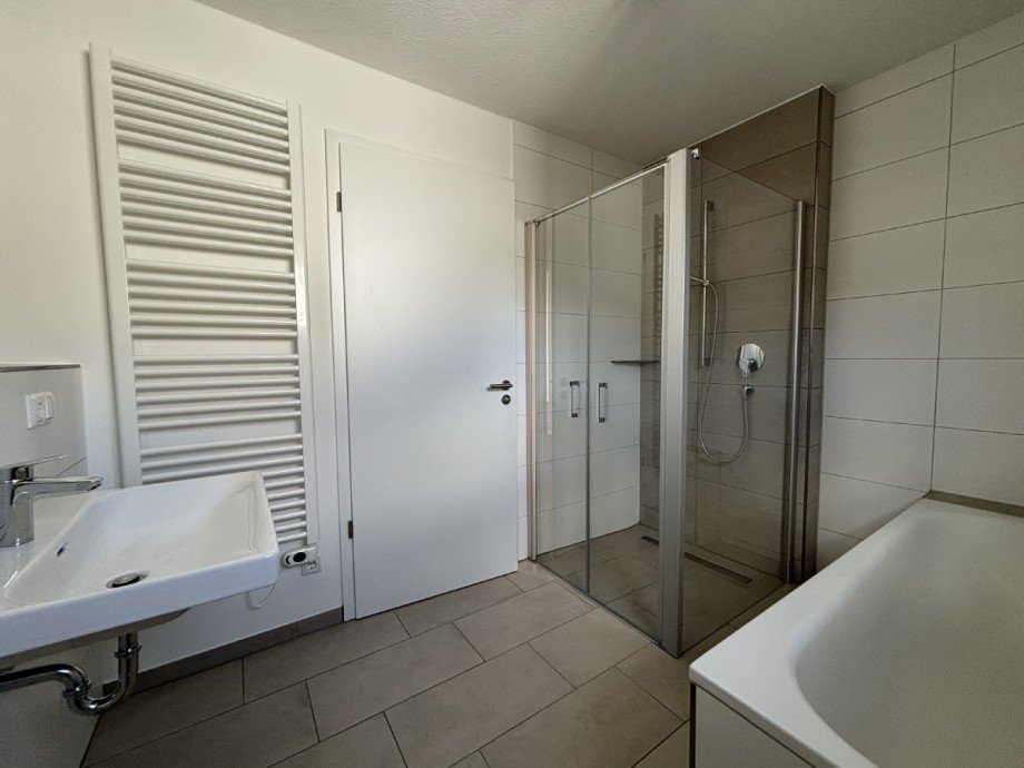 schicke neue B�der Etagenwohnung Bad Orb
