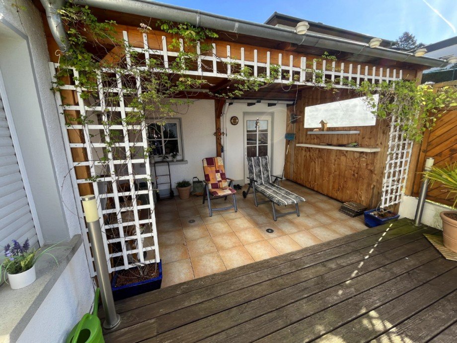 gem�tliche Stunden auf der Terrasse Mehrfamilienhaus Bad Orb
