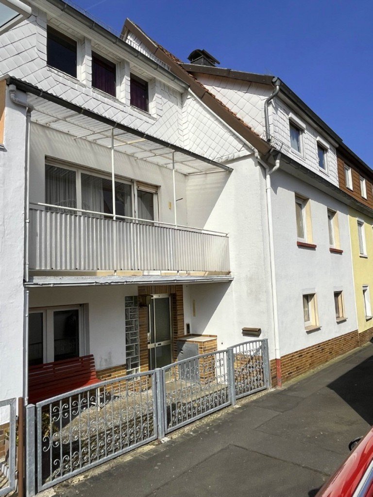 ein praktische Haus Bad Orb - Main-Kinzig-Kreis Reihenhaus AS-Immobilien.com+++ ein praktisches Haus f�r den t�chtigen Handwerker und Familienvater!+++