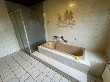 Bad AS-Immobilien.com+++Platz f�r die gro�e Familie - 1-2-Familienhaus in idyllischer Wohnlage+++