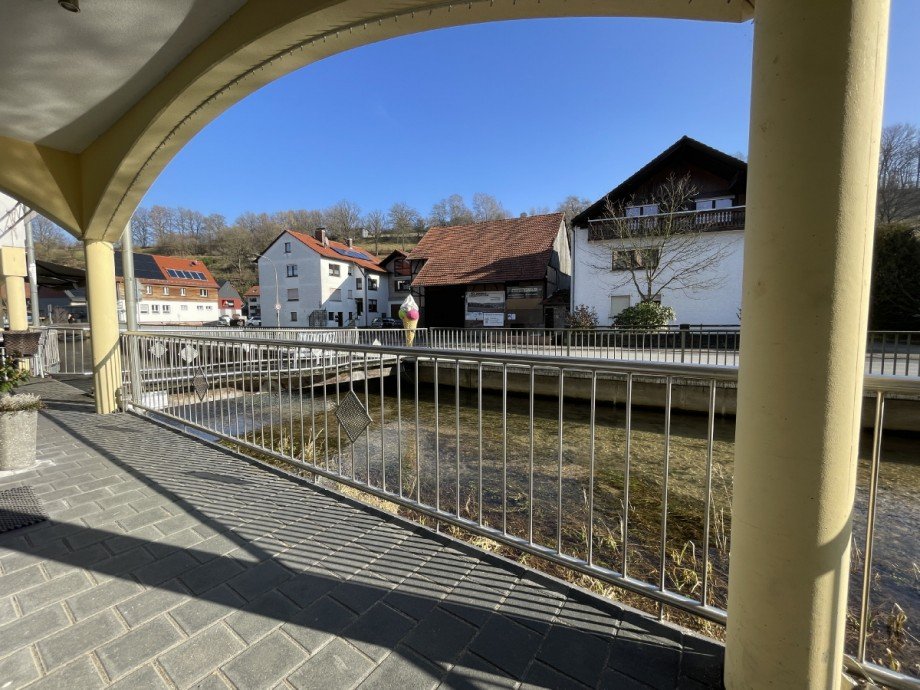 Eingangsbereich - idyllische Jossa Etagenwohnung Jossgrund