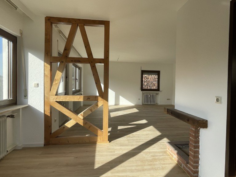 Essbereich - Wohnen Biebergem�nd-Bieber - Main-Kinzig-Kreis Etagenwohnung AS-Immobilien.com +++ gro�e 3-5 Zimmerwohnung mit K�che, Garage und kleinem Garten+++