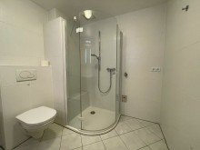 Bad - Waschmaschinenanschluss AS-Immobilien.com +++Attraktive 4 Zimmer Eigentumswohnung mit 2 Balkonen, Garage und Einbauk�che