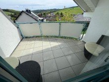 Balkon mit Aussicht AS-Immobilien.com +++Ruhe, Natur und Erholung-schicke Eigentumswohnung in Jossgrund-Lettgenbrunn