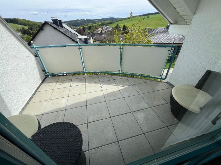 Balkon mit Aussicht Etagenwohnung Jossgrund-Lettgenbrunn