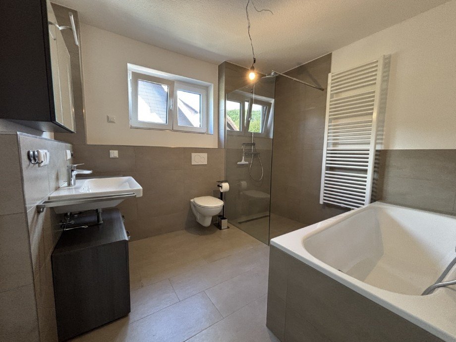schicke neue B�der Etagenwohnung Bad Orb